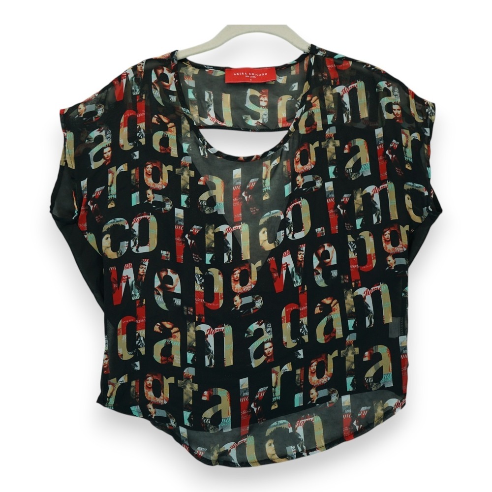 Akira Chicago Red label Small Top Blouse Short Sleeve All Over Print